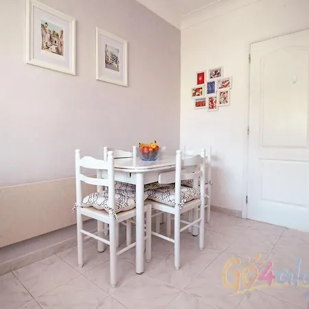 At06 Oasis Parque Ground Floor 2 Bed Alvor *